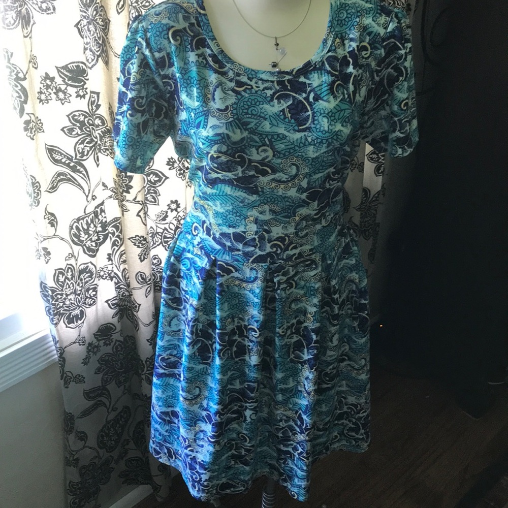 LuLaRoe Amelia Dress